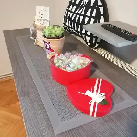 Red Apartment Cacak