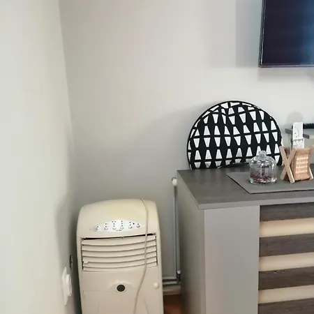 Red Apartment *